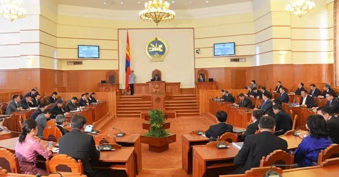 Тахарын албыг татан буулгахаар болов  