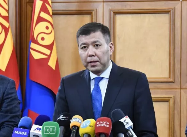 Ёс зүйн ДЕЛО: Ерөнхий сайд, ЗГХЭГ-аас хууль зөрчсөн ХЗДХ-ийн сайддаа хариуцлага тооцохыг шаардаж байна!
