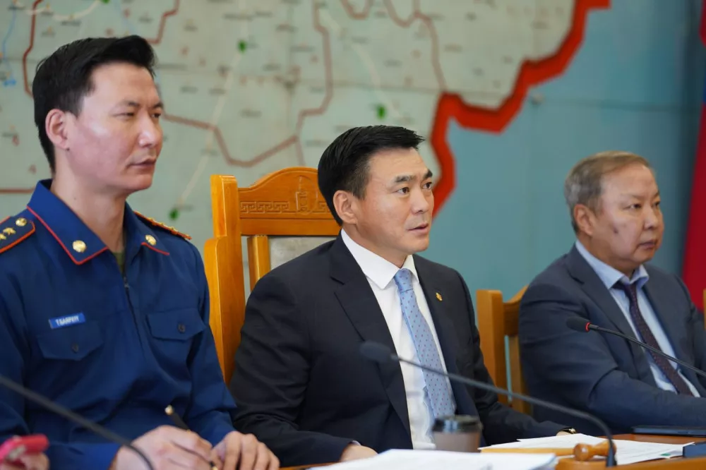 Үерт өртөж болзошгүй айл, ААН-үүдийг аюултай бүсээс нүүлгэн шилжүүлэхийг даалгав