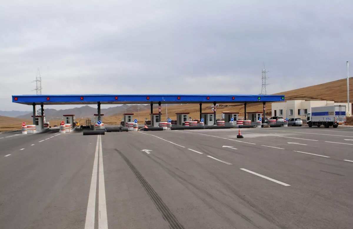 Орон нутгийн тээврийн хэрэгсэл нийслэлд хоногт 5000 төгрөгний  хураамж төлж эхлэв
