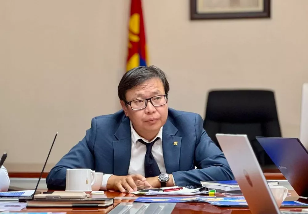 Өмнөговь, Дундговь аймгийн сургууль, цэцэрлэгийг цахимд шилжүүлсэн нь хууль зөрчсөн гэв