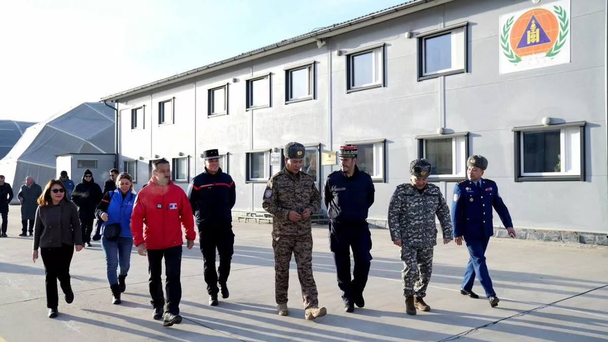 Агаараас эрэн хайх, аврах 111 дүгээр ангийн үйл ажиллагаа, үзүүлэх сургалт, дадлагатай танилцлаа
