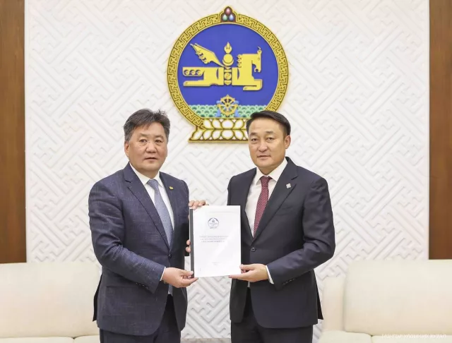 Төрөөс мөнгөний бодлогын талаарх 2026 онд баримтлах үндсэн чиглэлийн төслийг өргөн барилаа