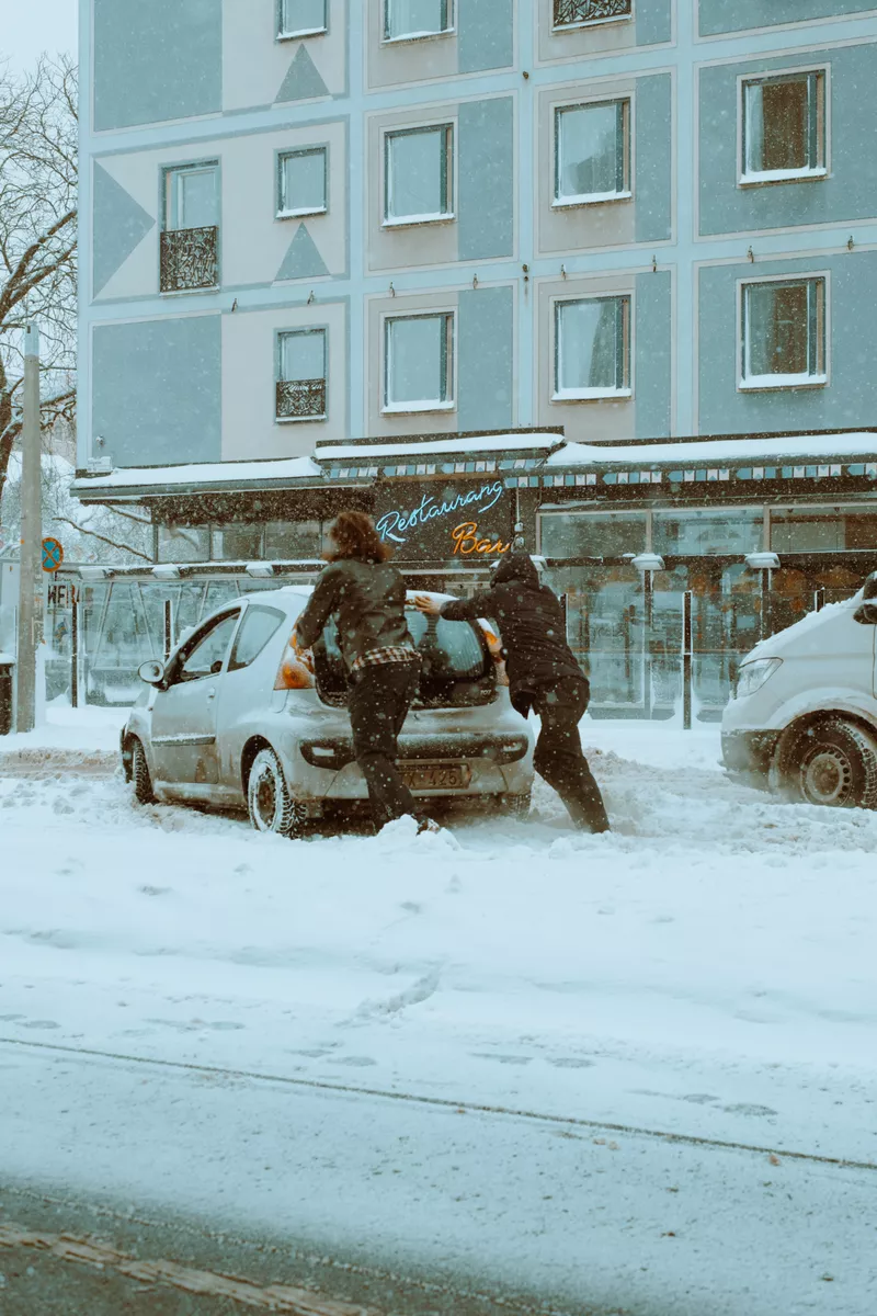 Улаанбаатарт өдөртөө -26...-28 градус хүйтэн байна