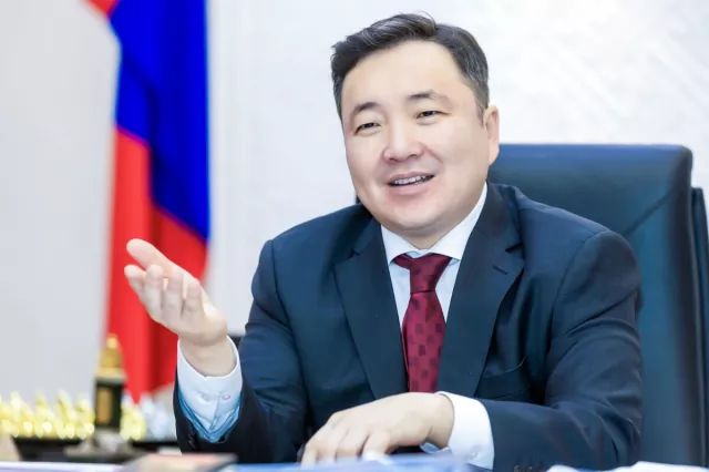 Ж.Сандагсүрэнг Ерөнхий сайдын ахлах зөвлөх бөгөөд ажлын албаны даргаар томилжээ