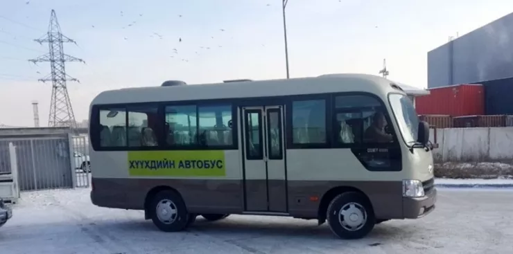 Сурагчдыг нэгдсэн зохион байгуулалттай ”Хүүхдийн автобус”-аар тээвэрлэж байна