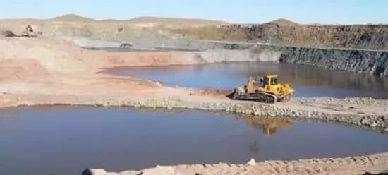 Ангаж цангаж яваа амьтдын сүүлчийн балга усыг булаахаас илүү НҮГЭЛ гэж юу байх вэ дээ